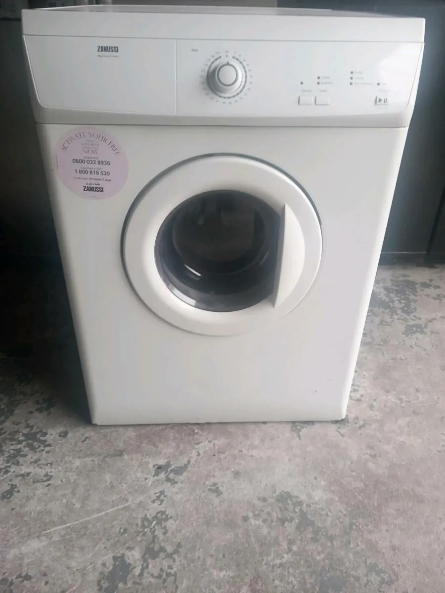 Zanussi vent dryer - Image 1