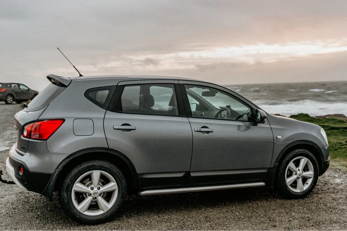 Nissan Qashqai 2007 - Image 1