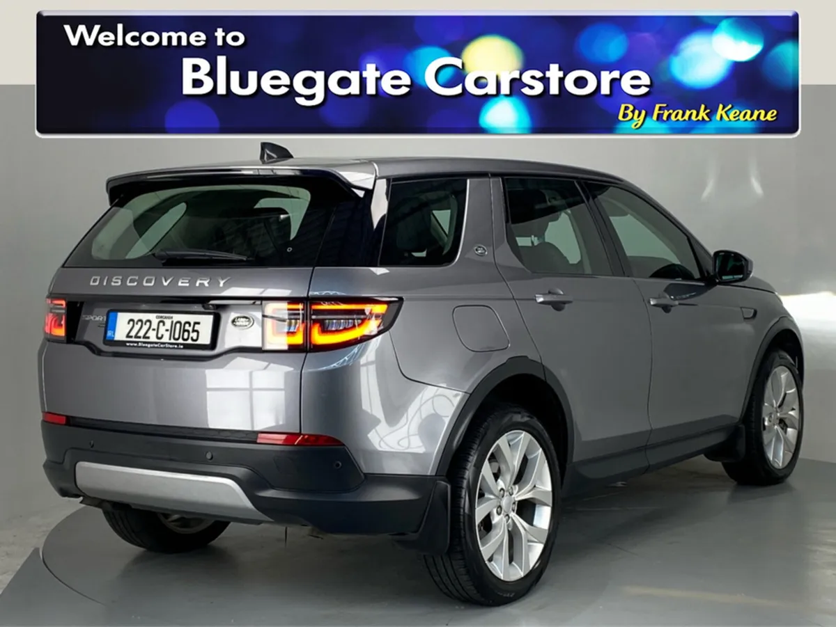 Land Rover Discovery Sport 1.5 PHEV**Semi Digital - Image 4