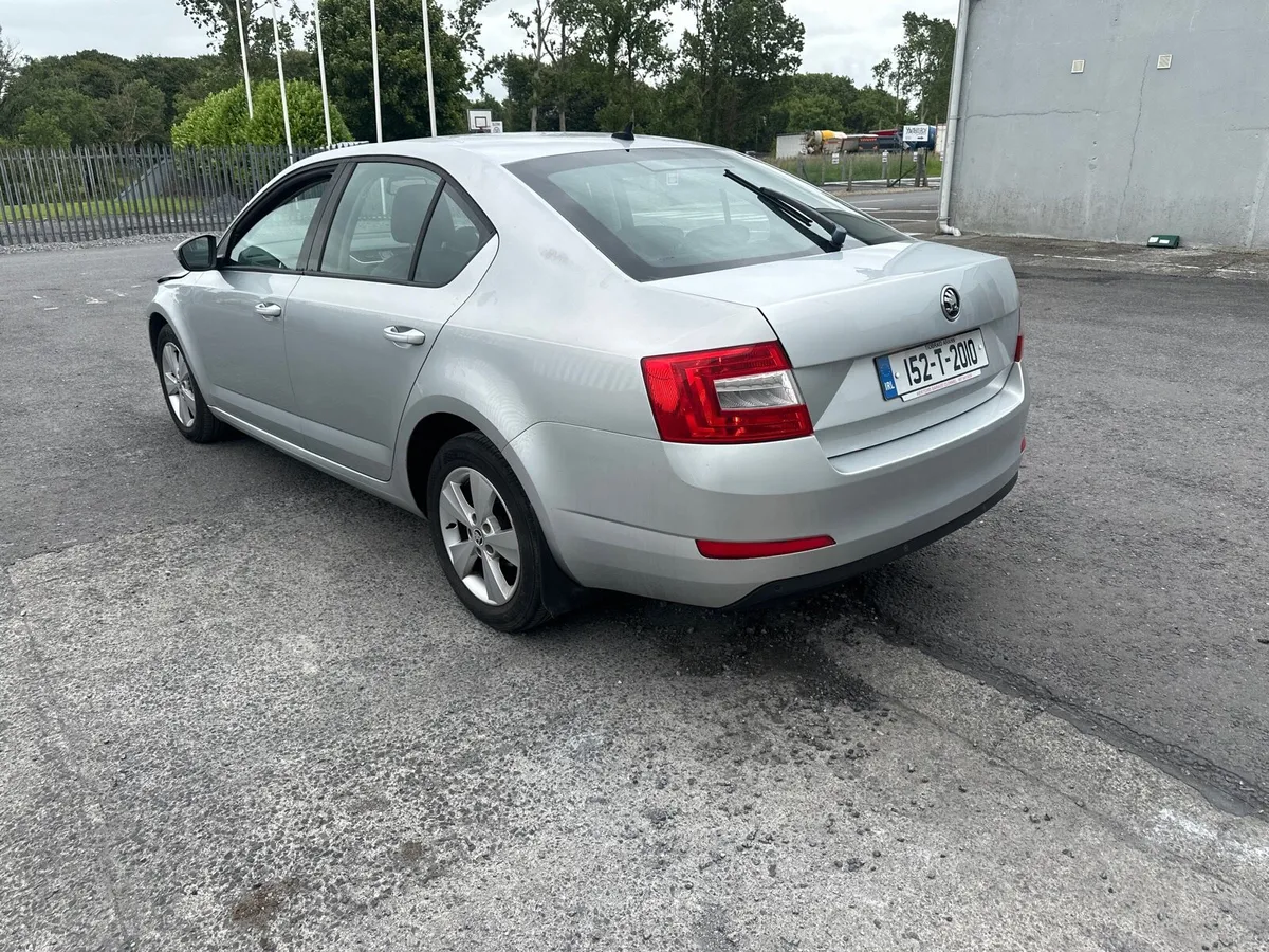 2015 Skoda Octavia 2.0tdi DRIVE HOME - Image 3