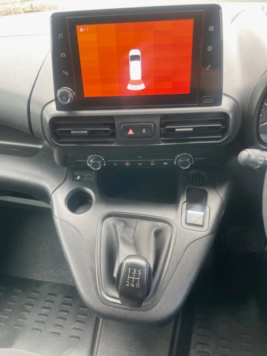 Citroen Berlingo Enterprise 100ps ** €215 VRT ** - Image 4
