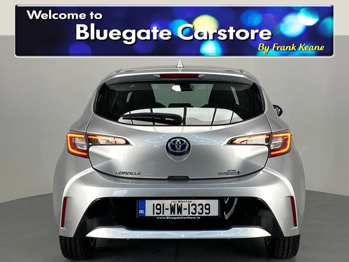 Toyota Corolla LUNA H/B 4DR AUTO HYBRID**Digital D - Image 3