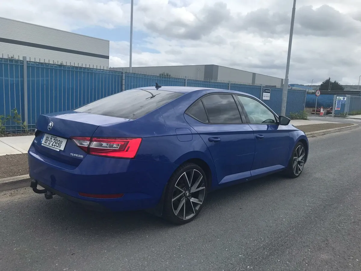 Skoda superb - Image 3
