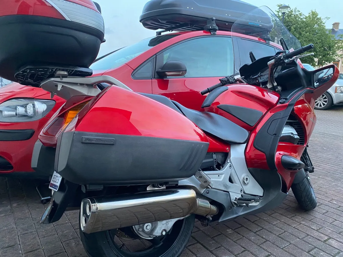 Honda ST1300 Pan European - Image 4
