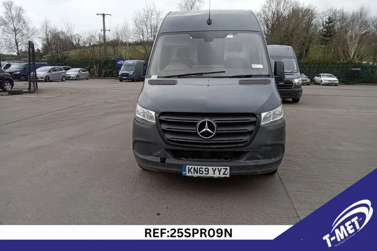 2019 MERCEDES SPRINTER BREAKING FOR PARTS - Image 2