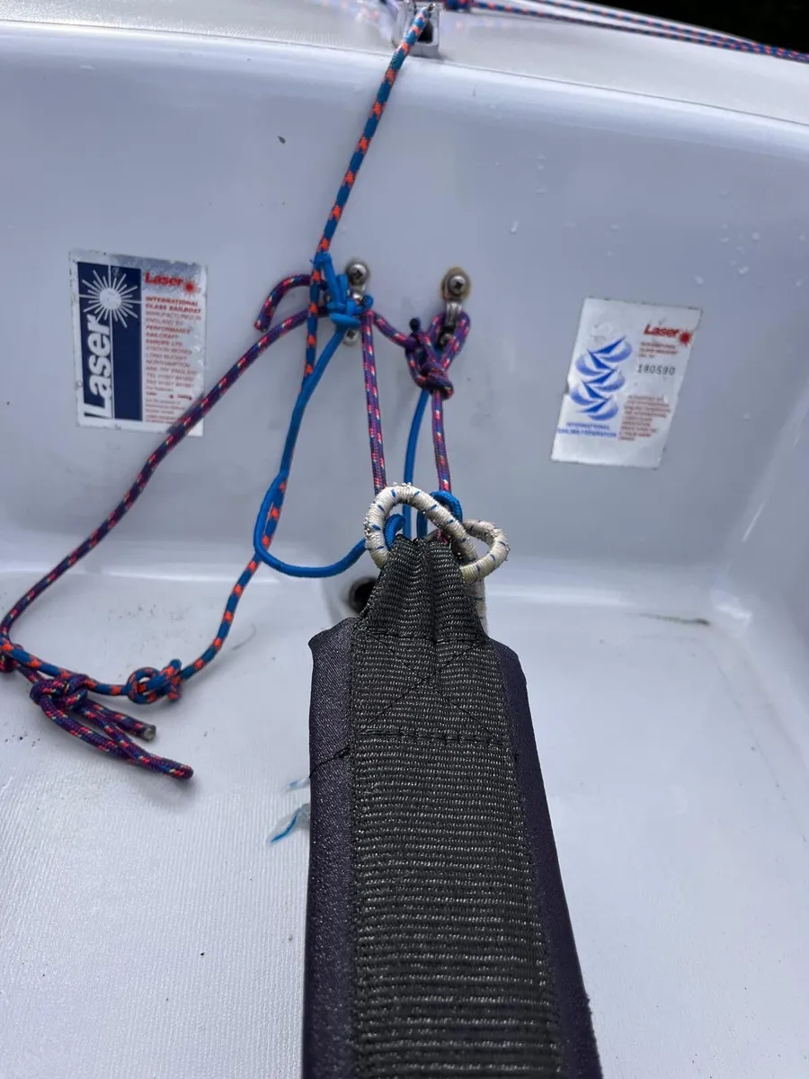 Laser dinghy 180590 Radial and 4.7 rig - Image 2