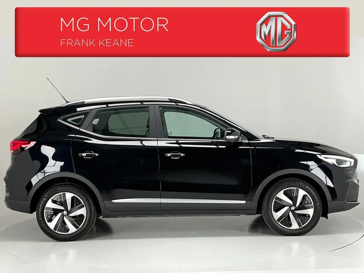 MG ZS SR EXCLUSIVE-51.1KWH 5DR**DIGITAL DASH**BLAC - Image 2