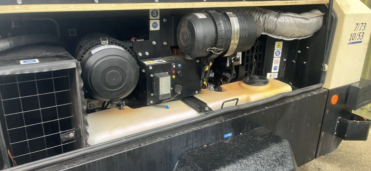 Doosan 7/73 compressor - Image 2