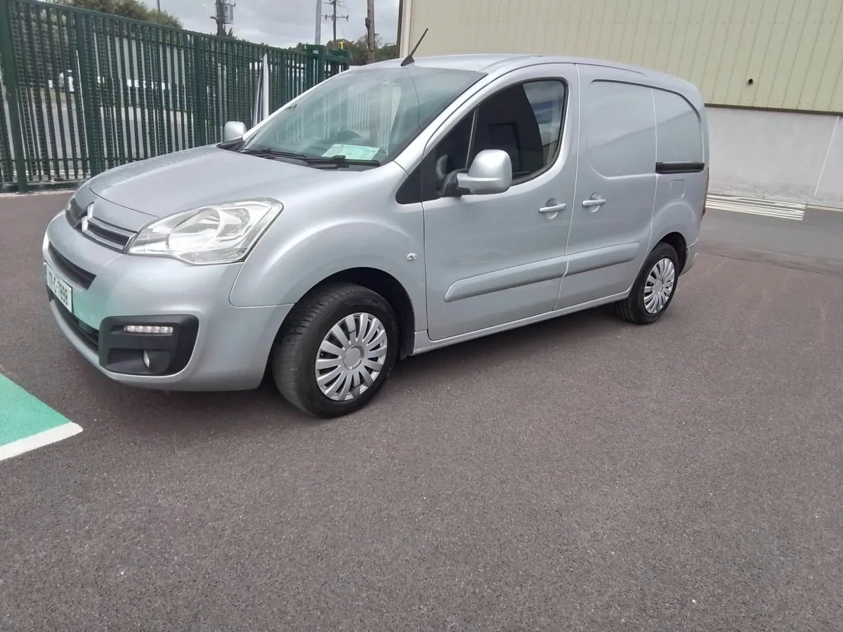 2017 Citreon Berlingo Enterprise - Image 2