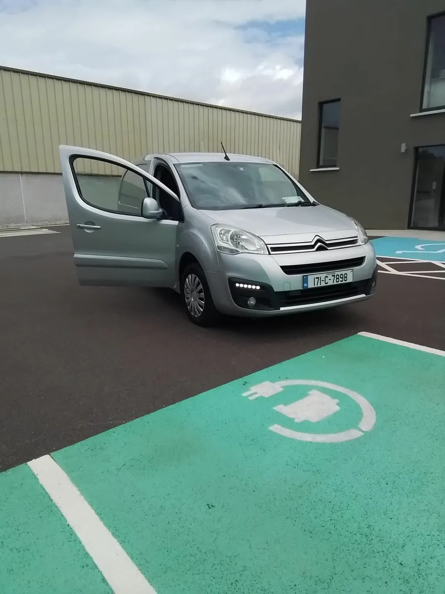 2017 Citreon Berlingo Enterprise - Image 4