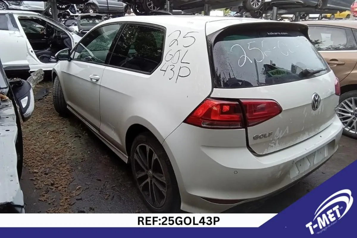 2016 VOLKSWAGEN GOLF BREAKING FOR PARTS - Image 4