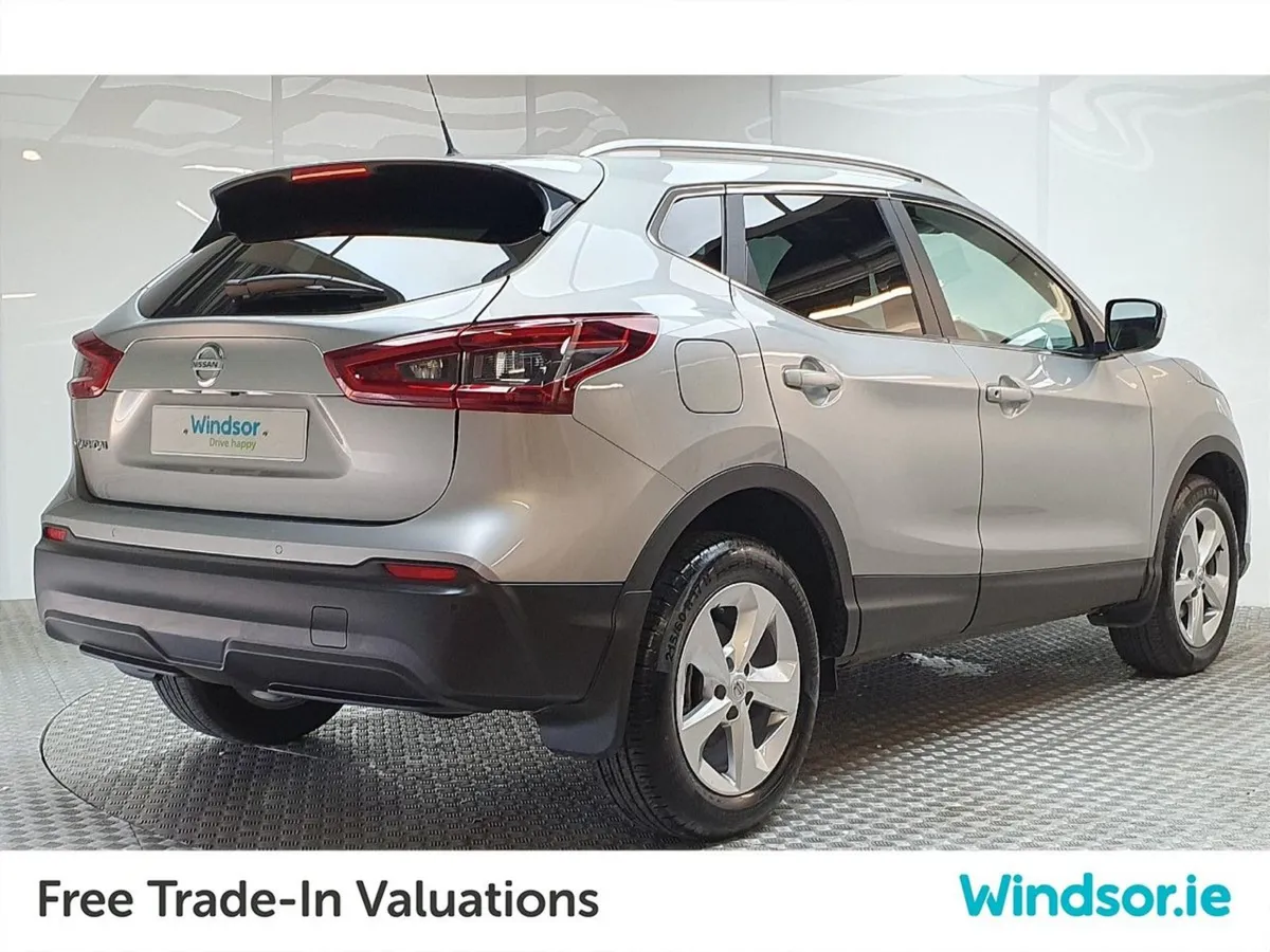 Nissan QASHQAI 1.3 PET SV DCT - Image 3