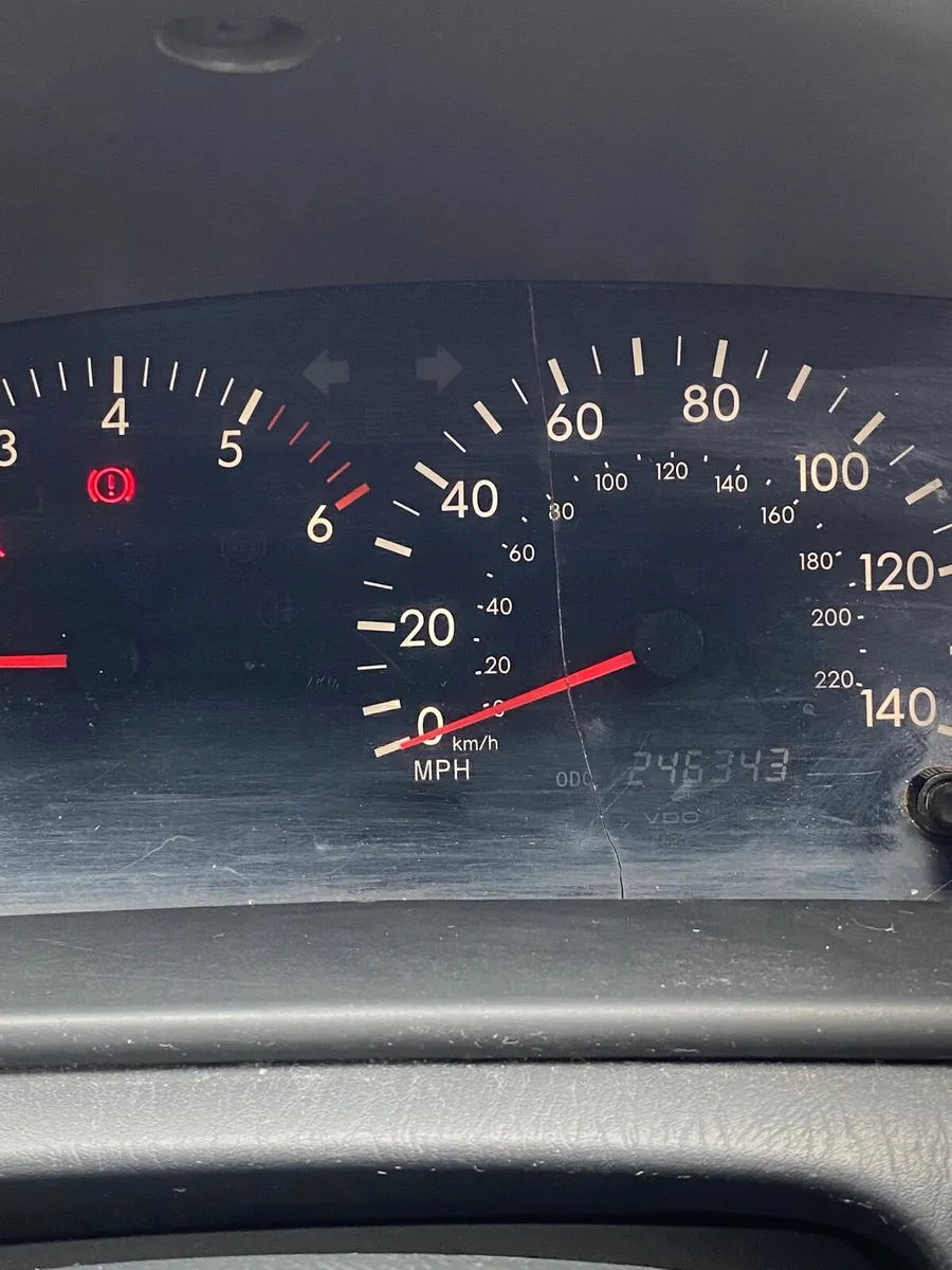 Toyota Corolla 2002 - Image 3