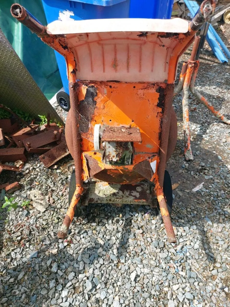 Electronic Cement mixer. NOT WORKING - Image 3