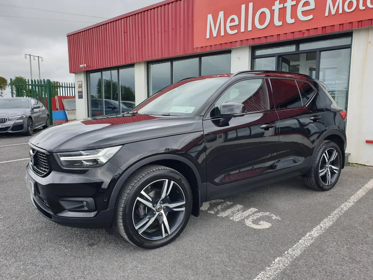 Volvo XC40 2.0D R DESIGN AUTO - Image 2