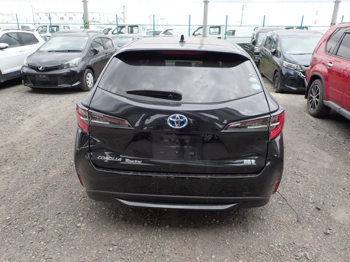 Toyota Corolla Touring - Image 4