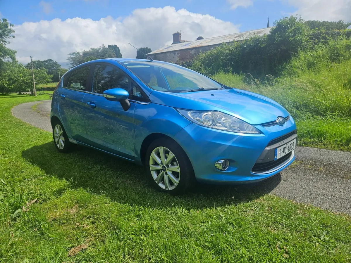 Ford Fiesta 2011 - Image 1