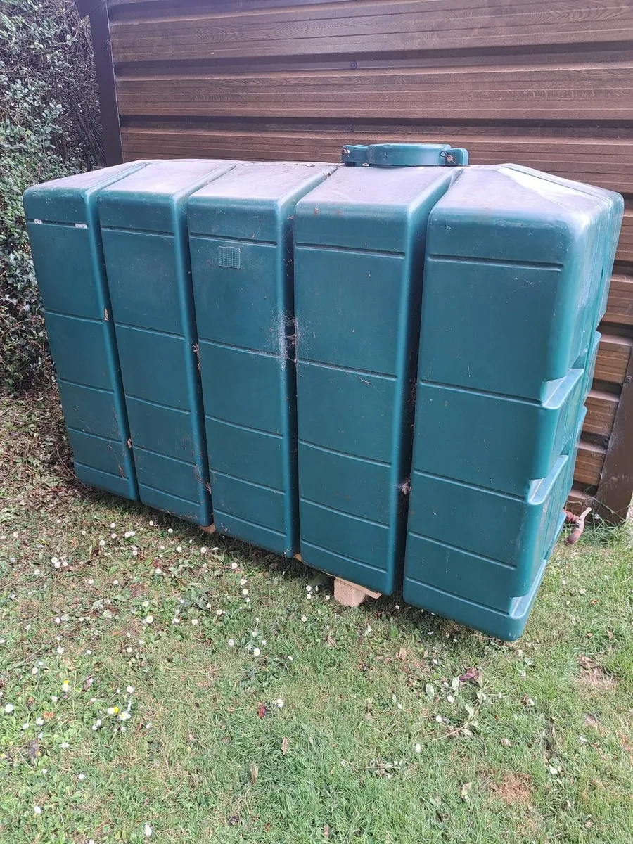 Oil tank - Image 2