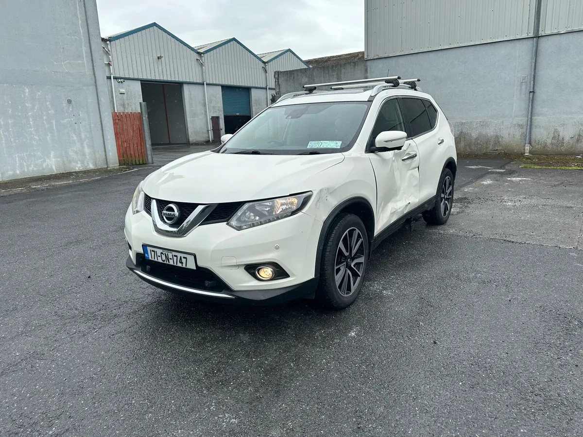 2017 Nissan Qashqai 1.6d auto DRIVE HOME - Image 2