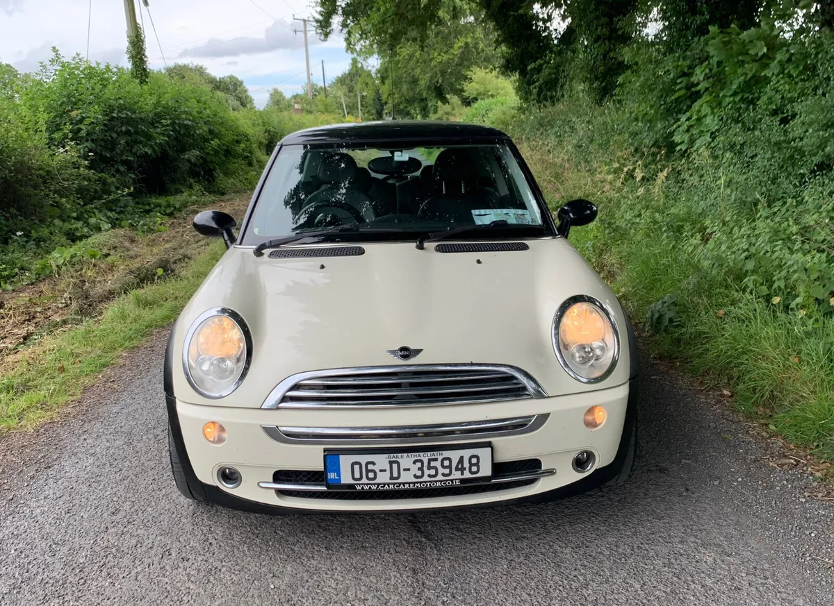 Mini Cooper 2006 1.6 Petrol new nct 8/26 tax 8/25 - Image 3