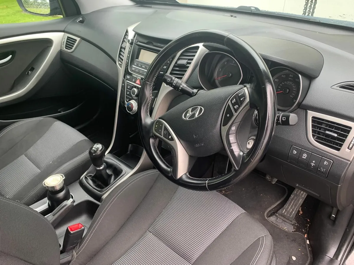 Hyundai i30 2015 - Image 4