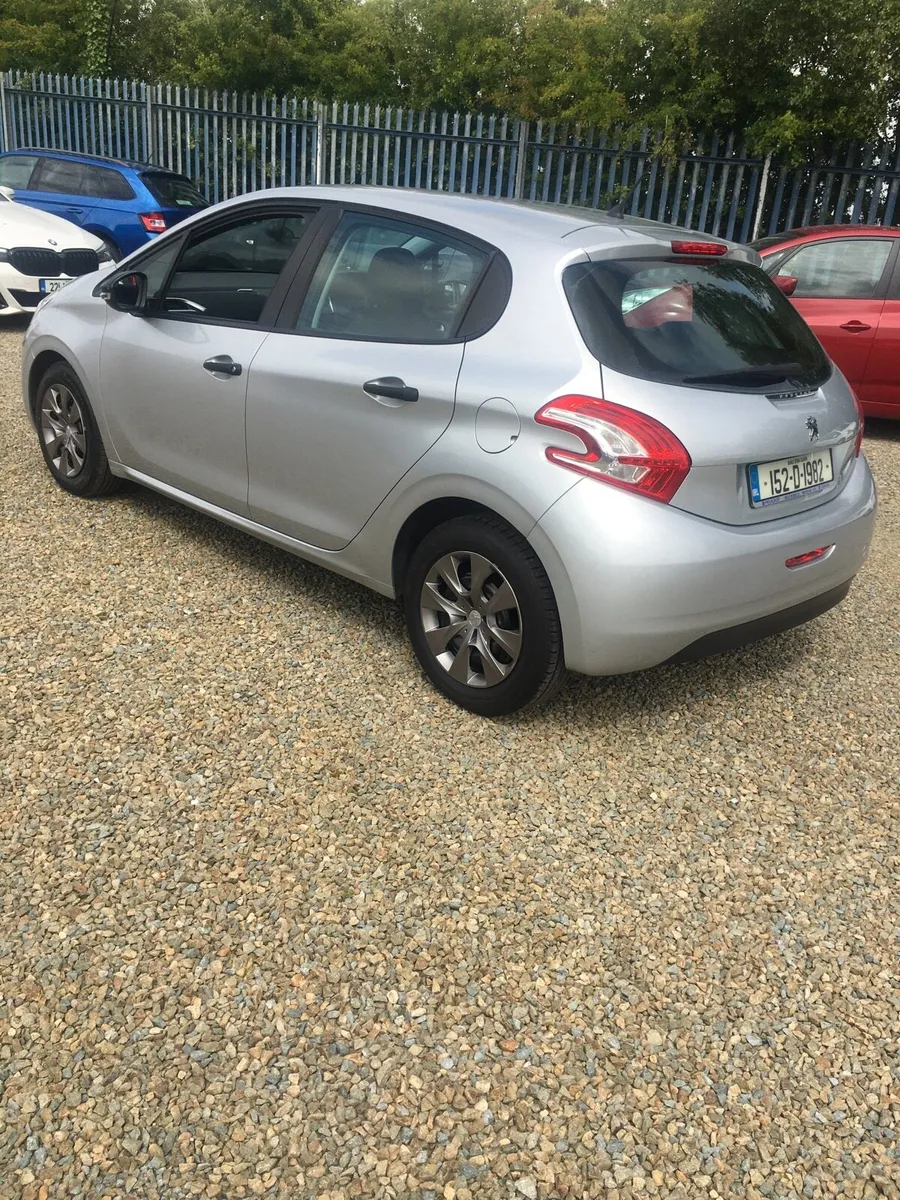 Peugeot 208 1.4 HDi 2015 Low Mileage - Image 2
