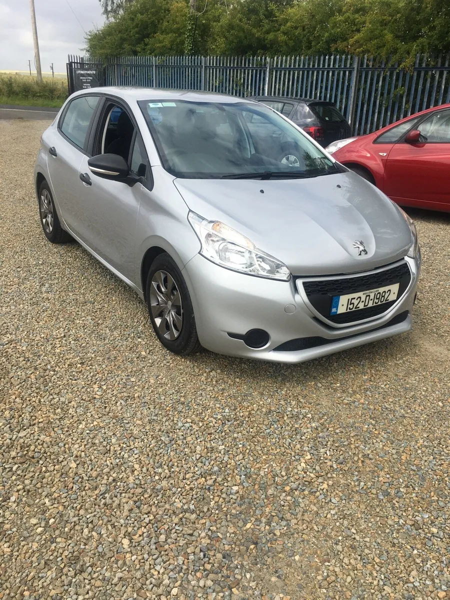 Peugeot 208 1.4 HDi 2015 Low Mileage - Image 3