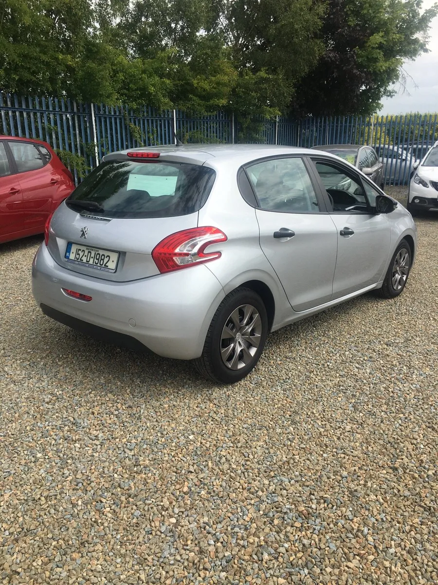 Peugeot 208 1.4 HDi 2015 Low Mileage - Image 4
