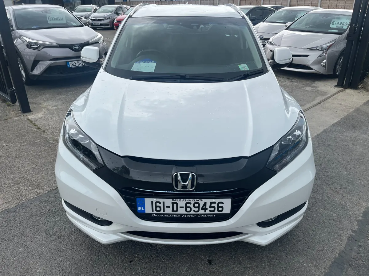 Honda Hrv 2016, 1.5 Vezel Hybrid Auto Low Kms - Image 2