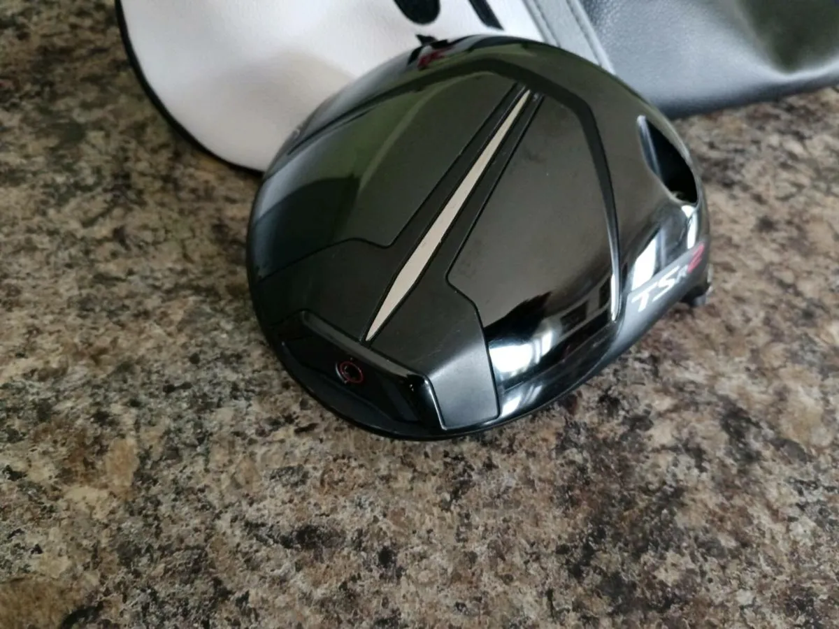 Titleist TSr 2 Driver Head. Brand New. - Image 3