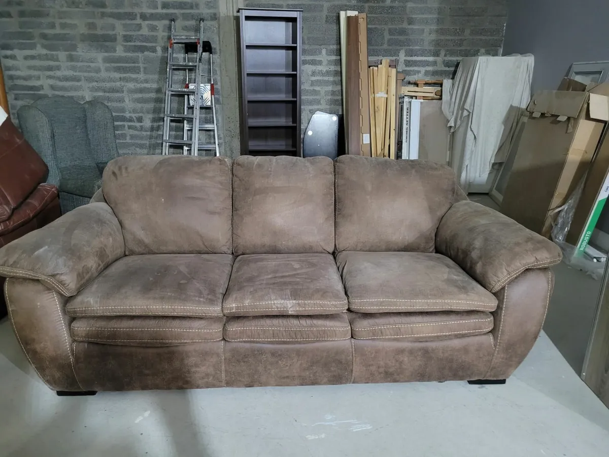 3 seat sofa