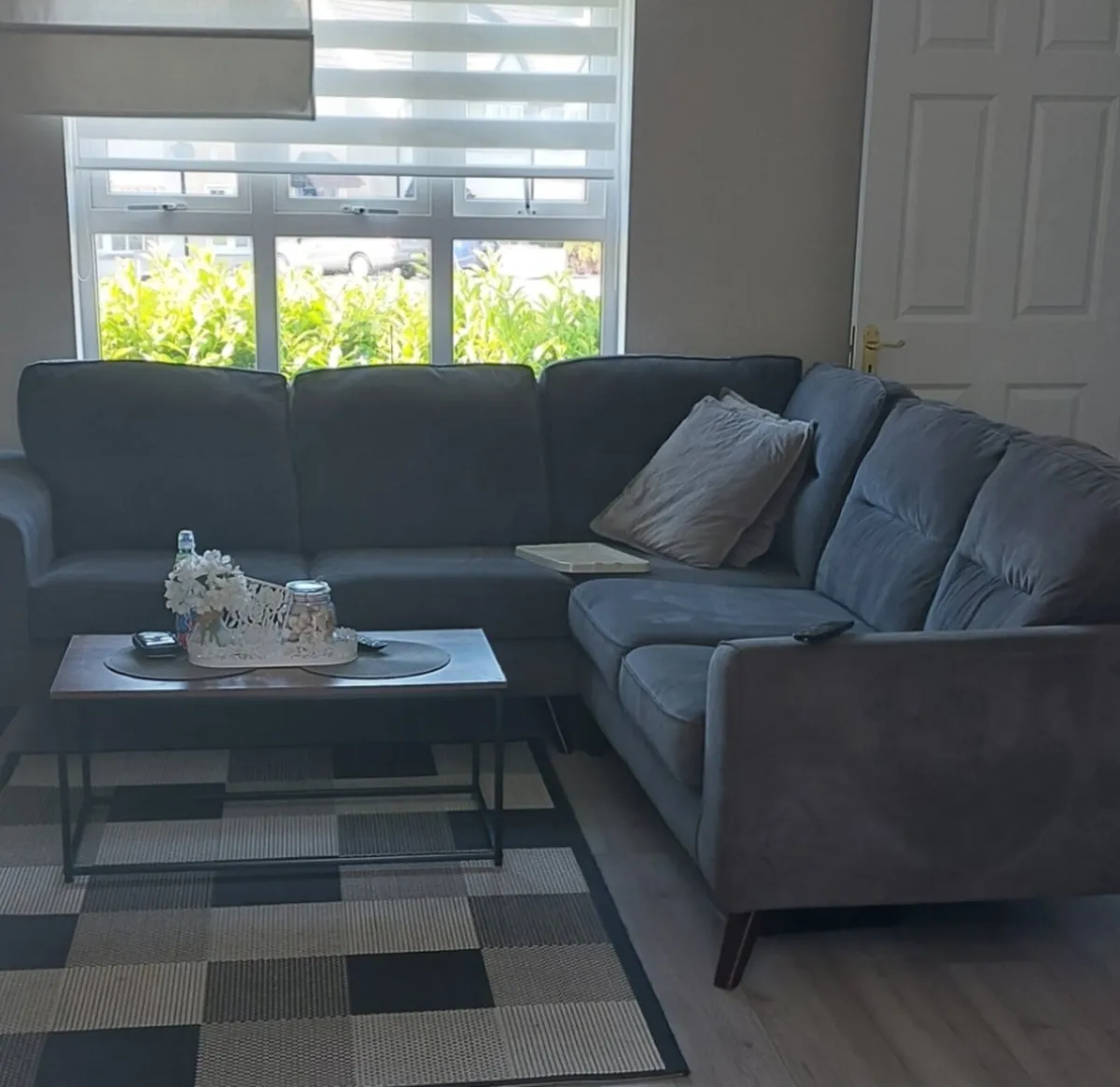 Sofa DFS - Image 1