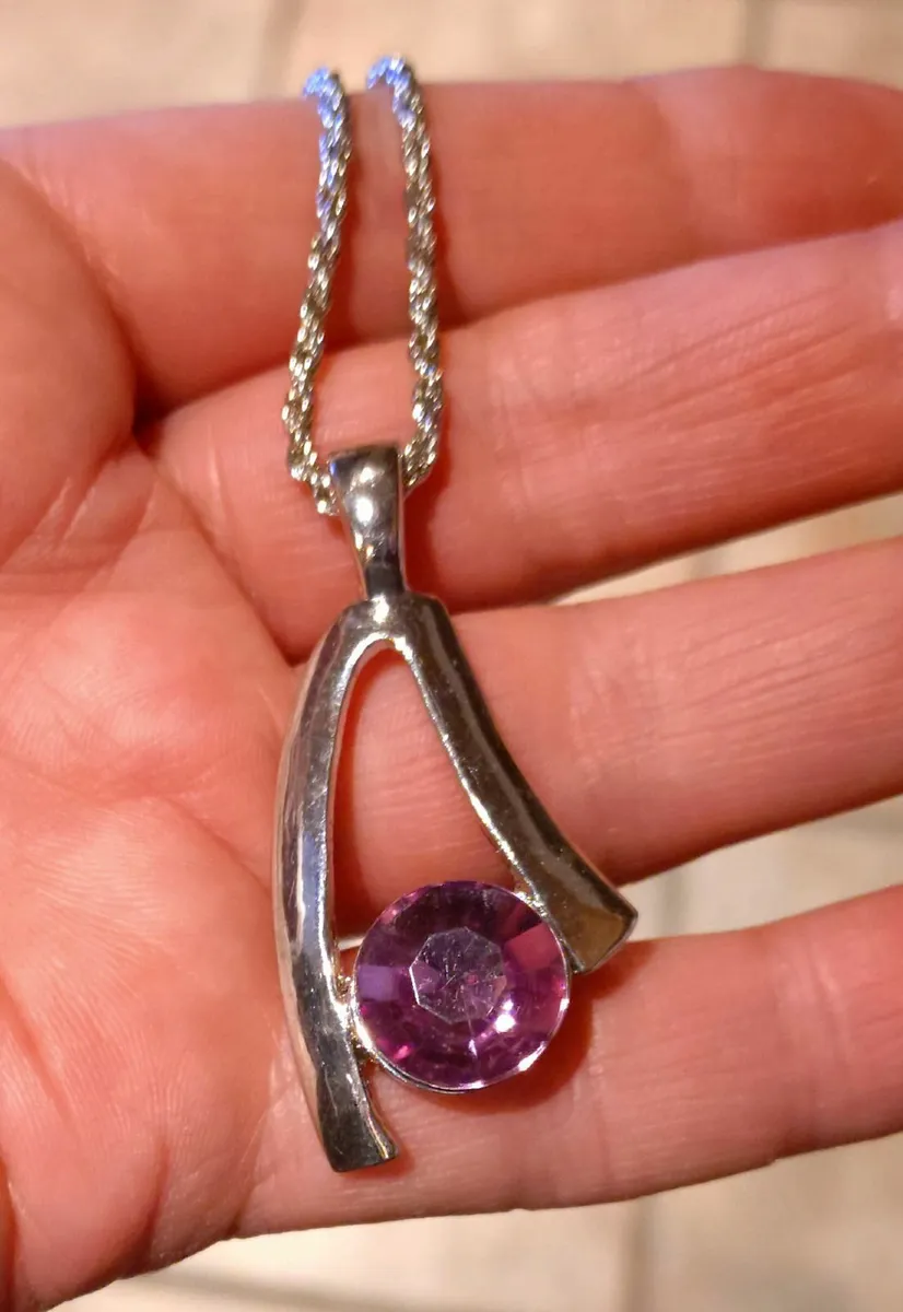 TWO SETS OF JEWELLERY (NEW). - Image 4