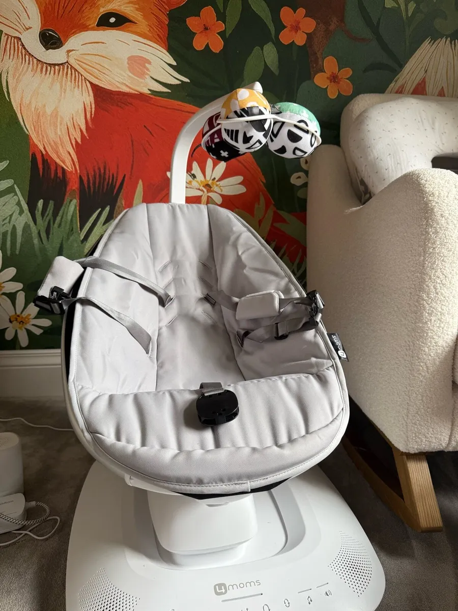 Baby Rocker/Swing-4 moms MamaRoo - Image 2