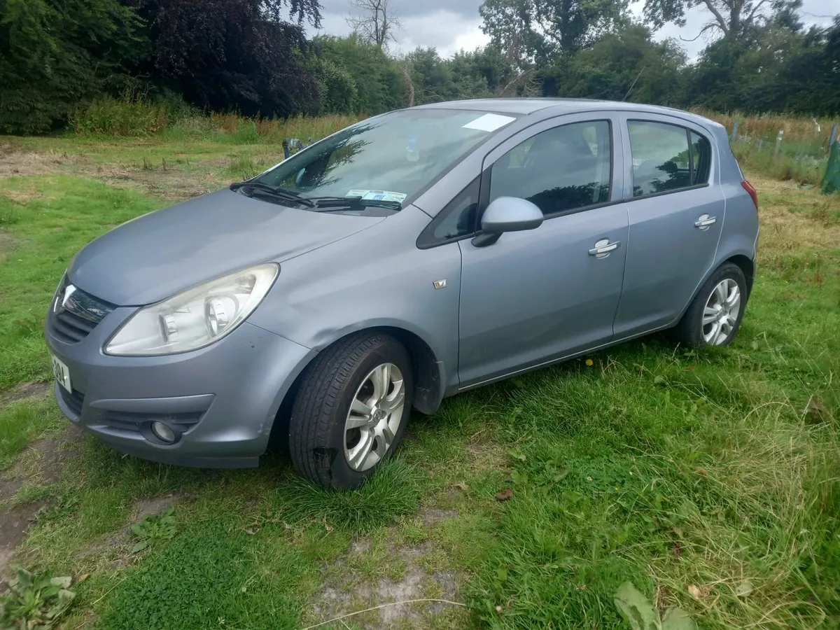 Opel Corsa 2010 - Image 2