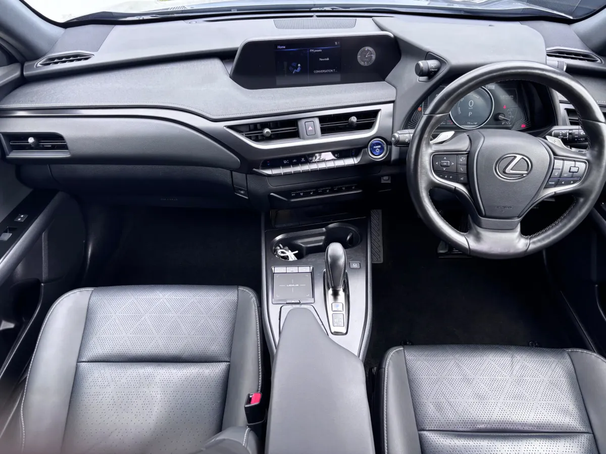 2021 LEXUS UX 300E FULL ELECTRIC PREMIUM PLUS - Image 3