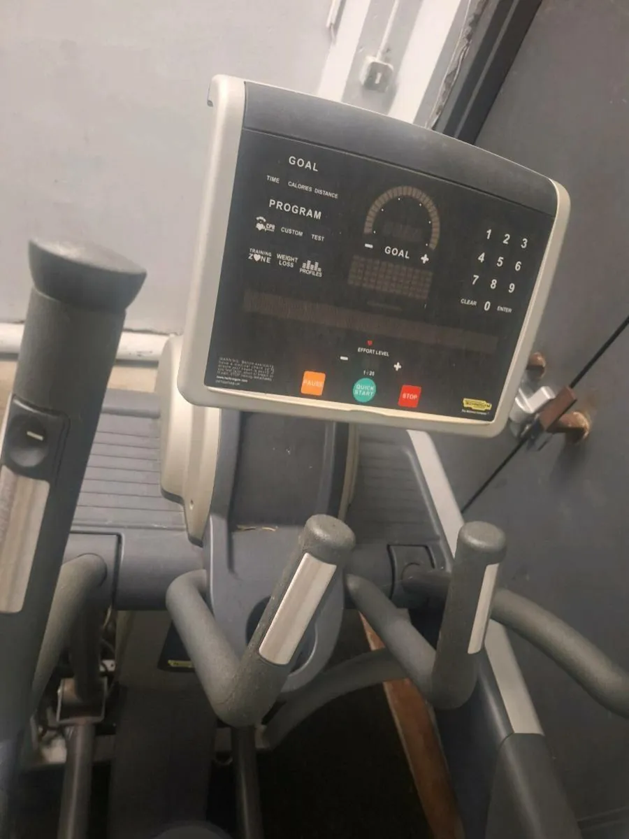 Cross Trainer - Image 1