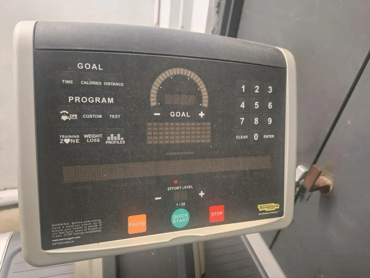 Cross Trainer - Image 4