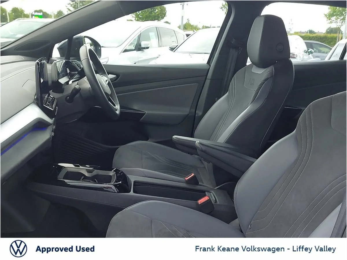 Volkswagen ID.4 Life 77kwh 174BHP  now IN Stock - Image 4