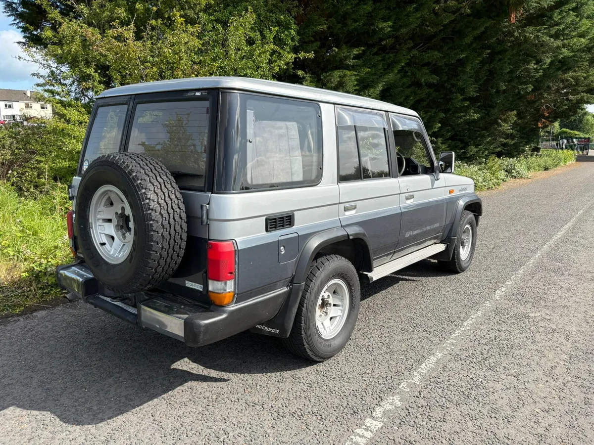 1992 Toyota Land Cruiser Prado - Image 4