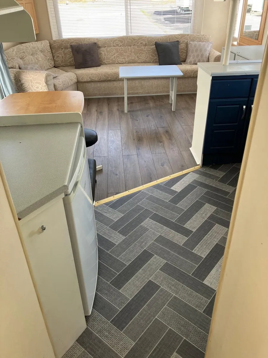 For Sale 35X12 3 bedroom Mobile Home - Image 2