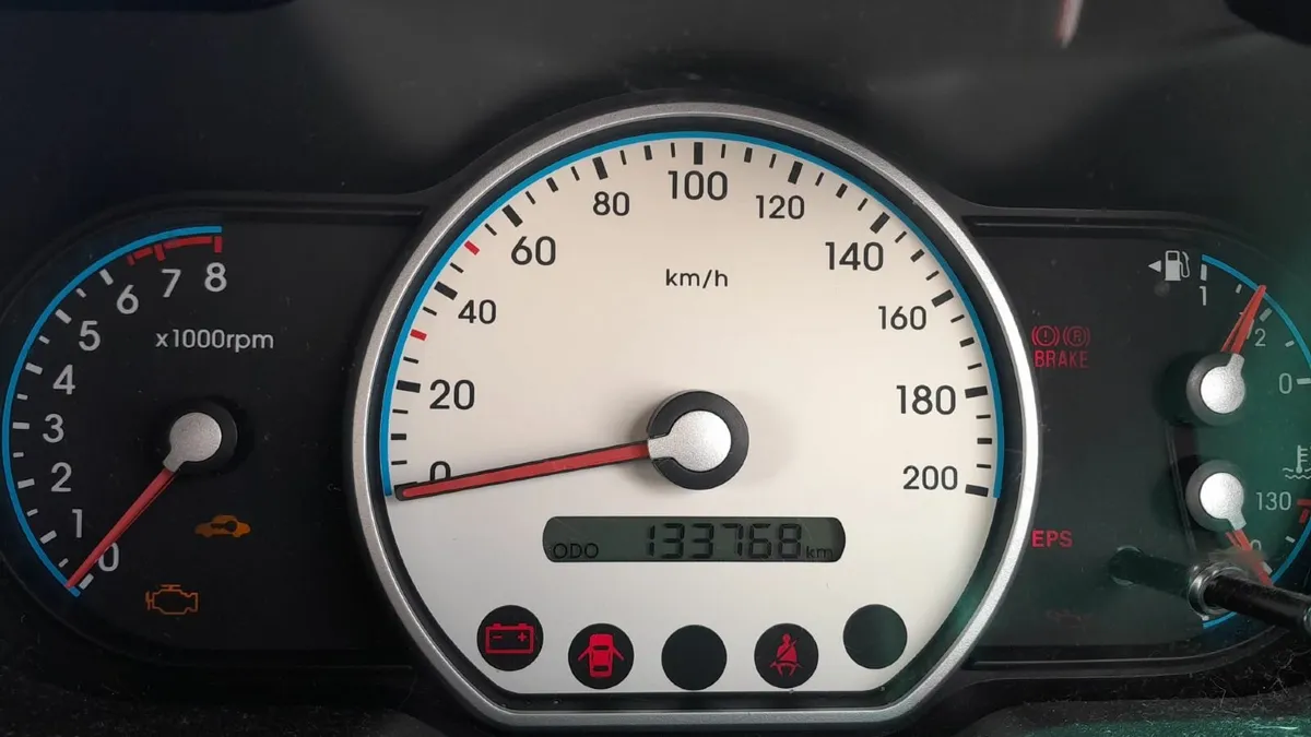 Hyundai i10 2009 - Image 4