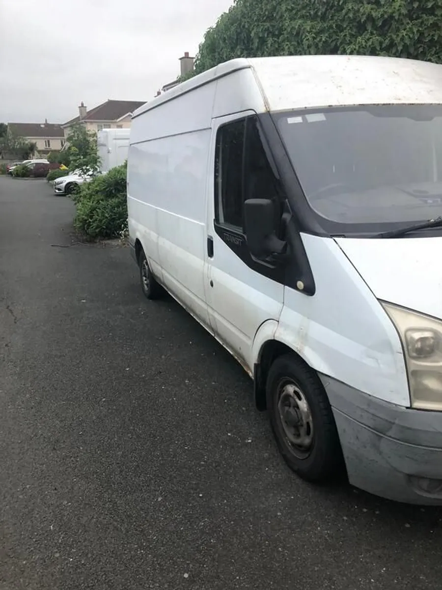 2007 Ford Transit - Image 1