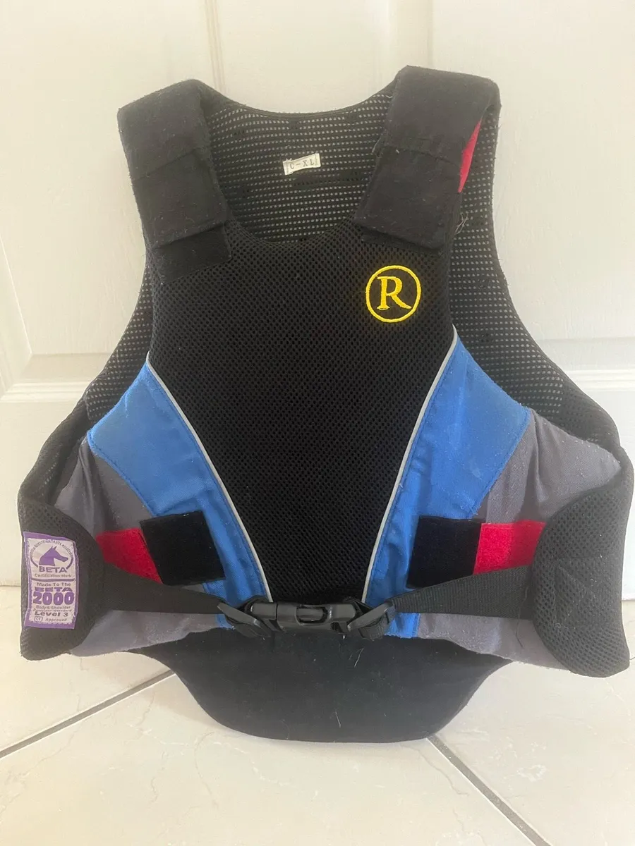 Child’s Body Protector - Image 1