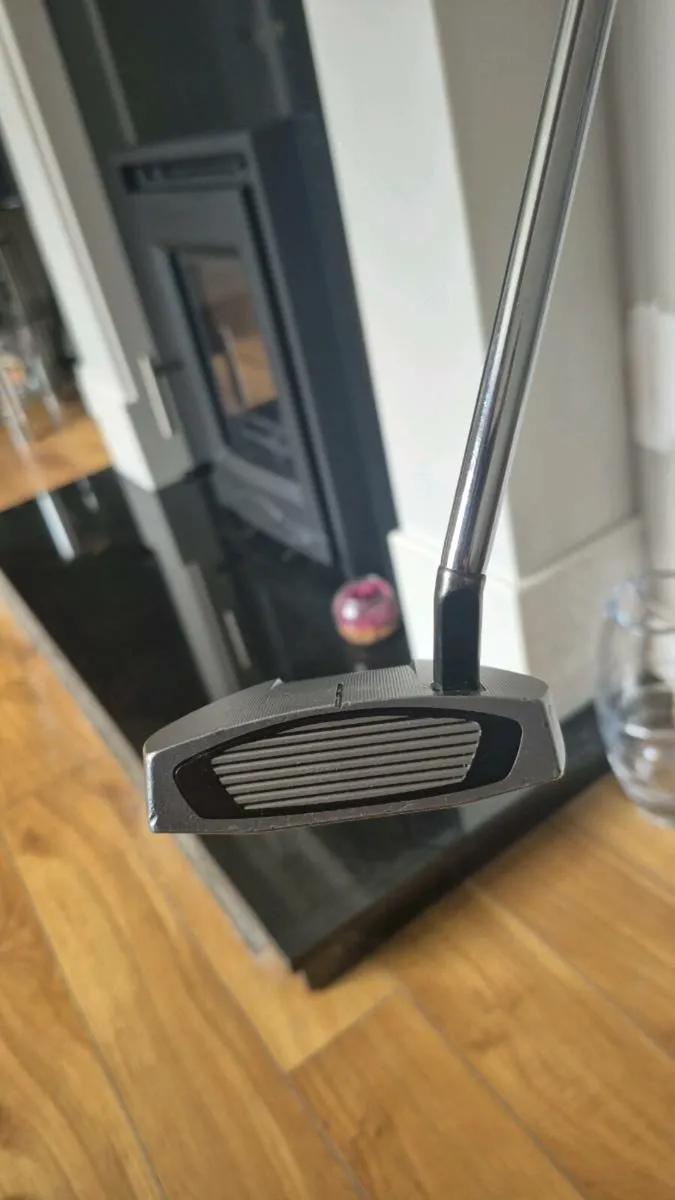 Putters - Image 1