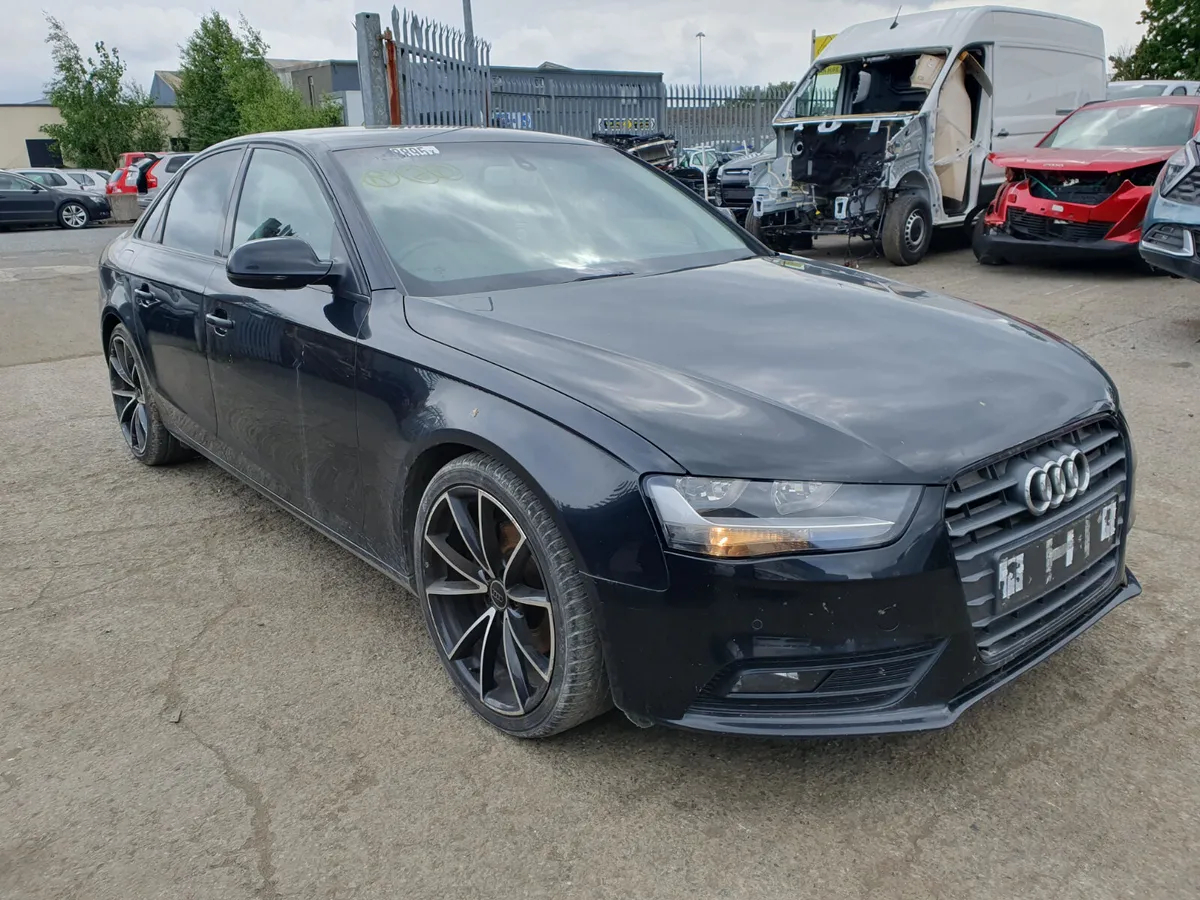12 AUDI A4  2.0 TDI (CJC) FOR BREAKING - Image 1