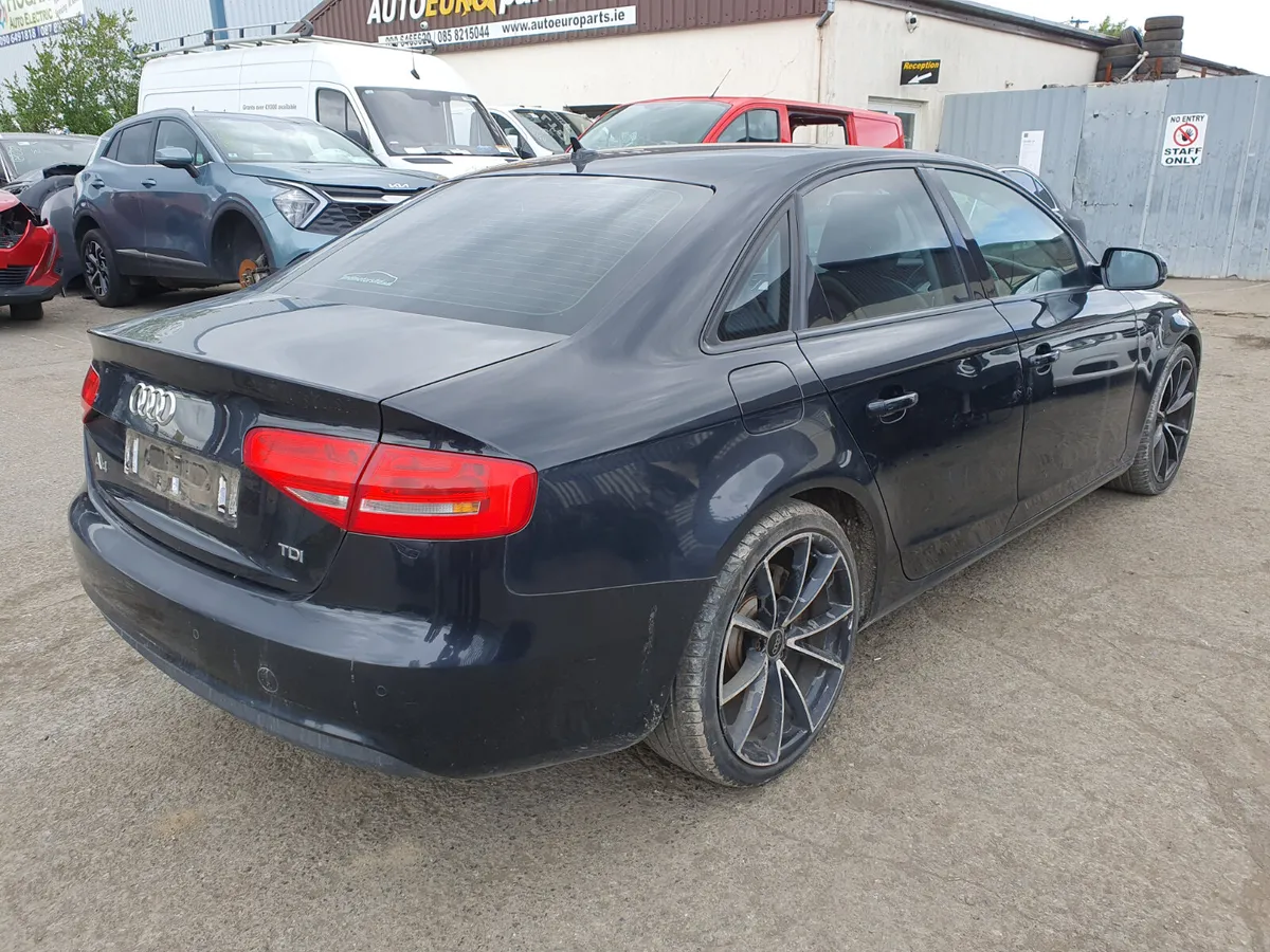 12 AUDI A4  2.0 TDI (CJC) FOR BREAKING - Image 4