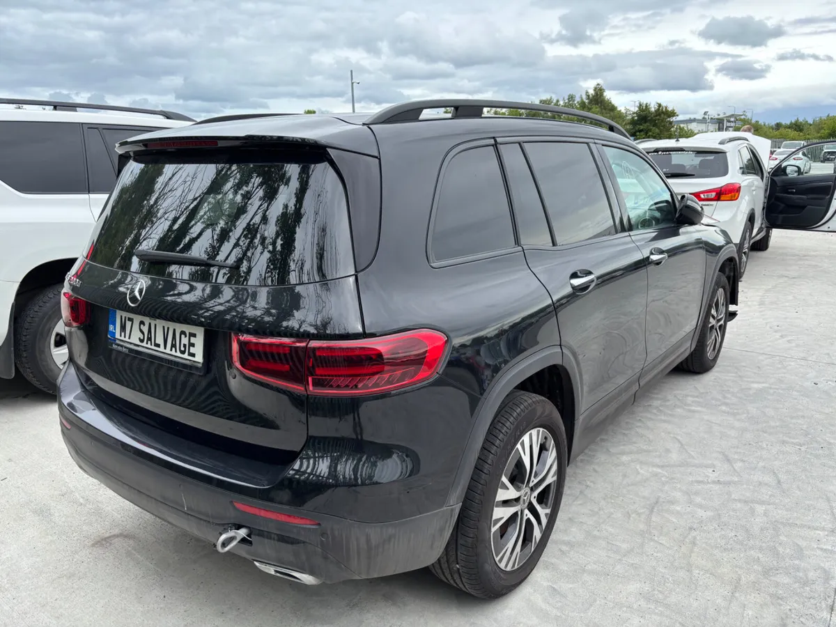 24 GLB 200d Auto 7 Seats Only 14km Drives V clean - Image 3