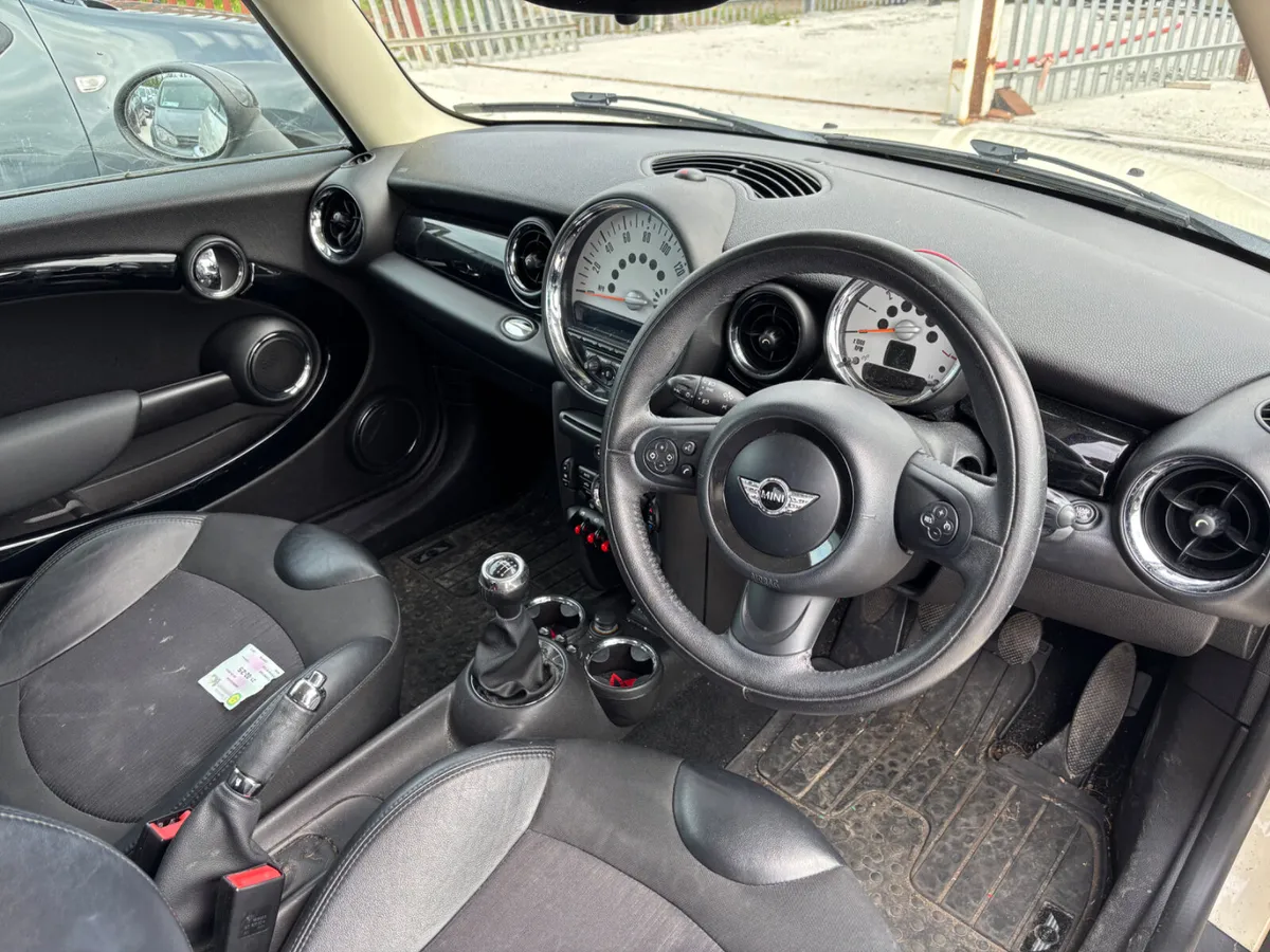 13 Mini Cooper 1.6 Diesel V Clean 114km Drives - Image 3