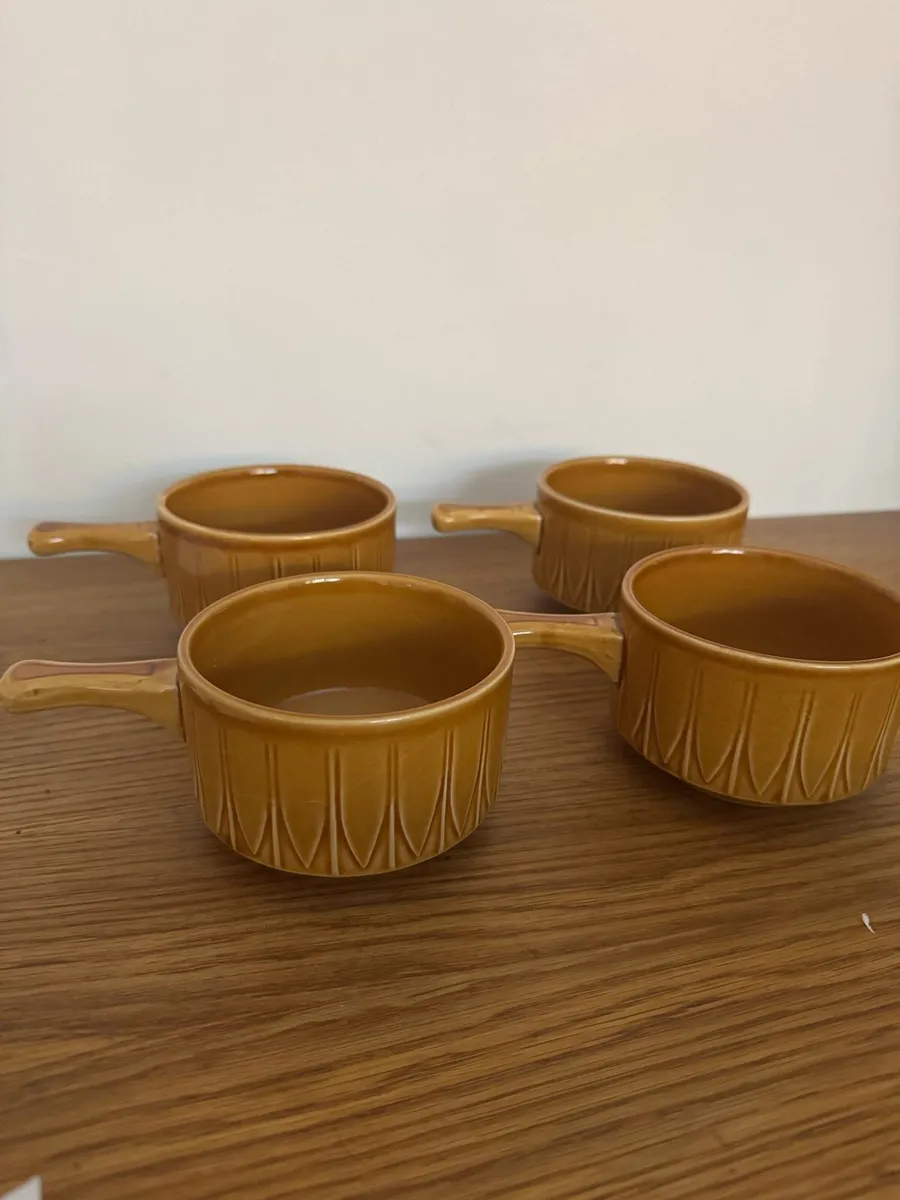 Glazed soup server - Image 2